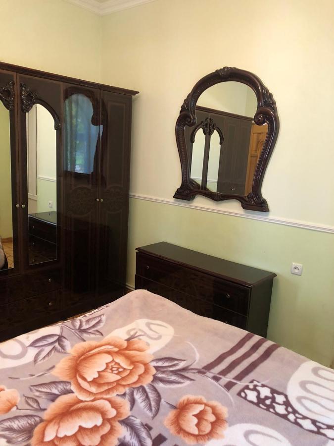 Valda Hotel On Tumanyan Vanadzor Esterno foto