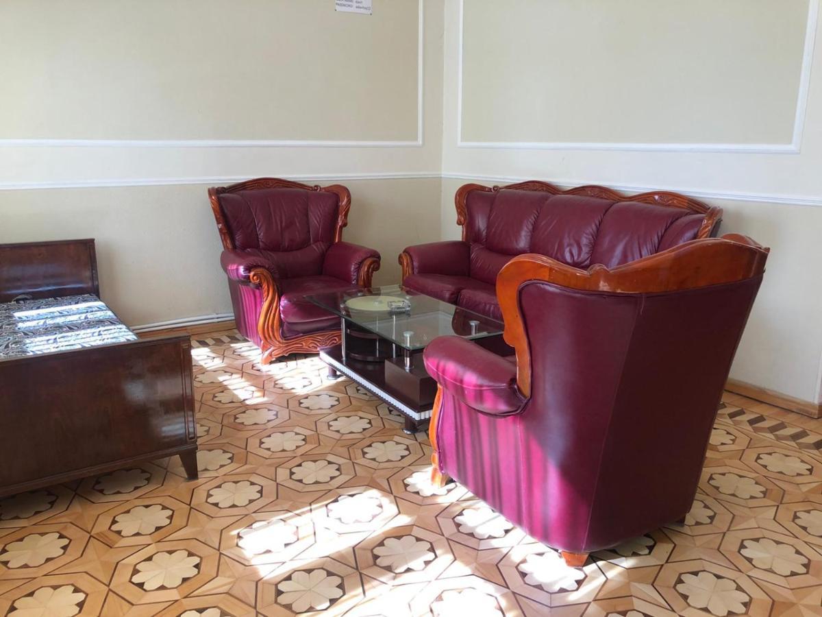 Valda Hotel On Tumanyan Vanadzor Esterno foto